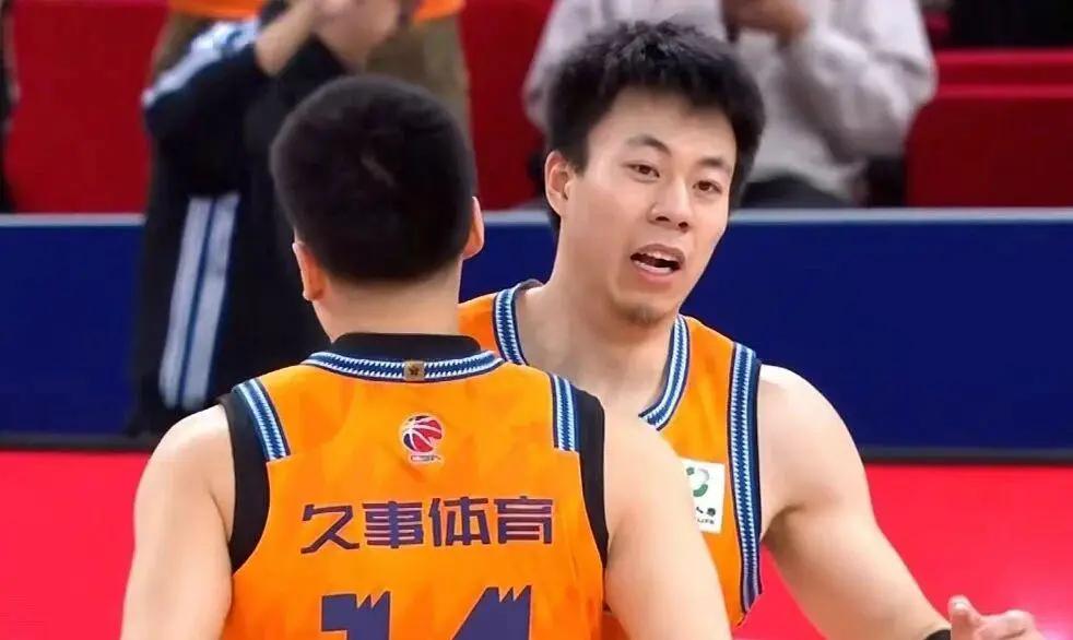 阿斯：杜兰将转会至加拉塔萨雷，加盟前他需签约纪律约束条款