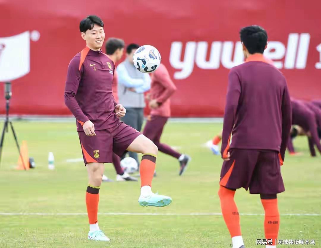 尊龙里姆：比利时本身实力很强，今天场上的球权走势也大多偏向他们