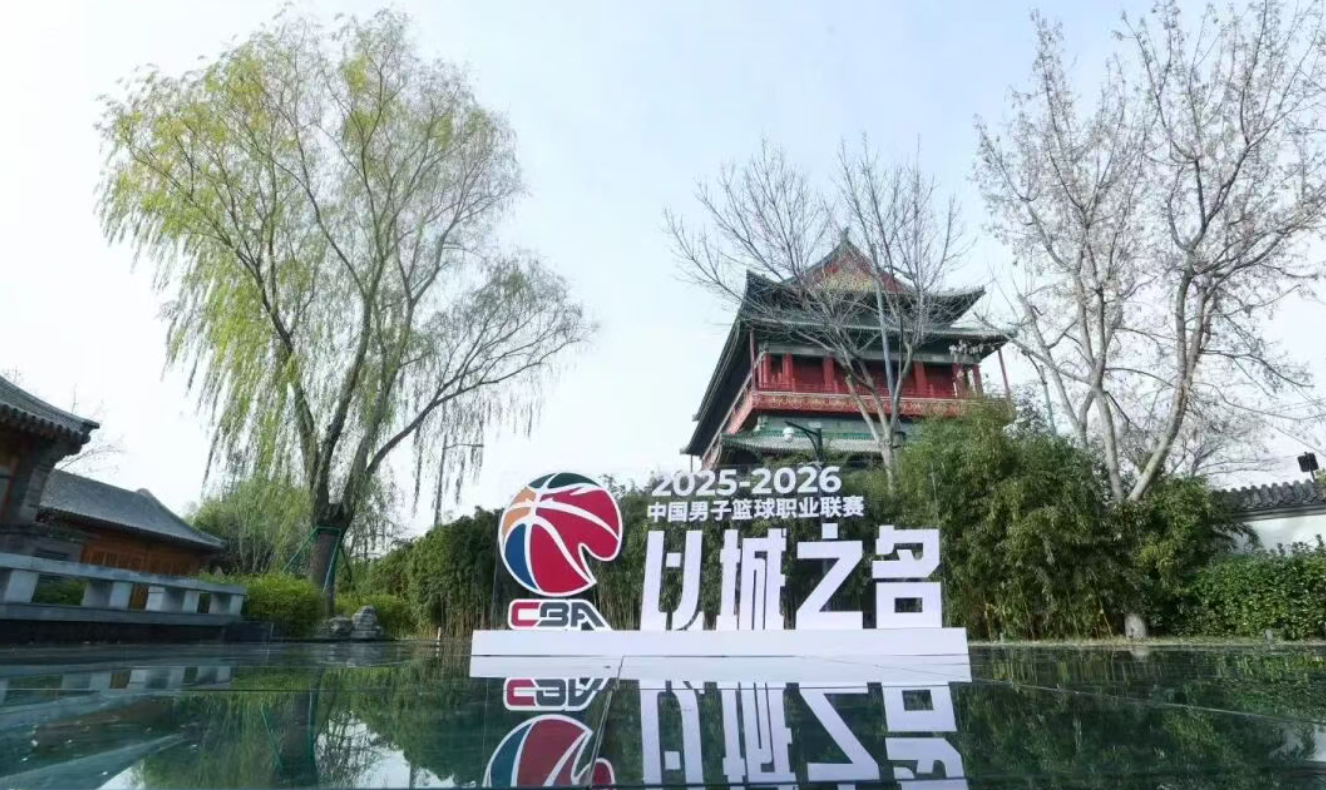 郑钦文逆转萨卡里终结连败,心态蜕变守住草地首胜