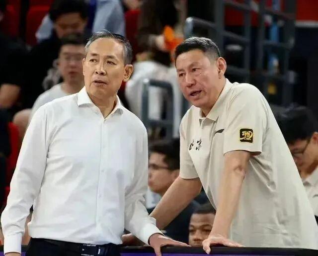 半个世纪的等待!53年后再夺冠!布伦森45分夺FMVP!