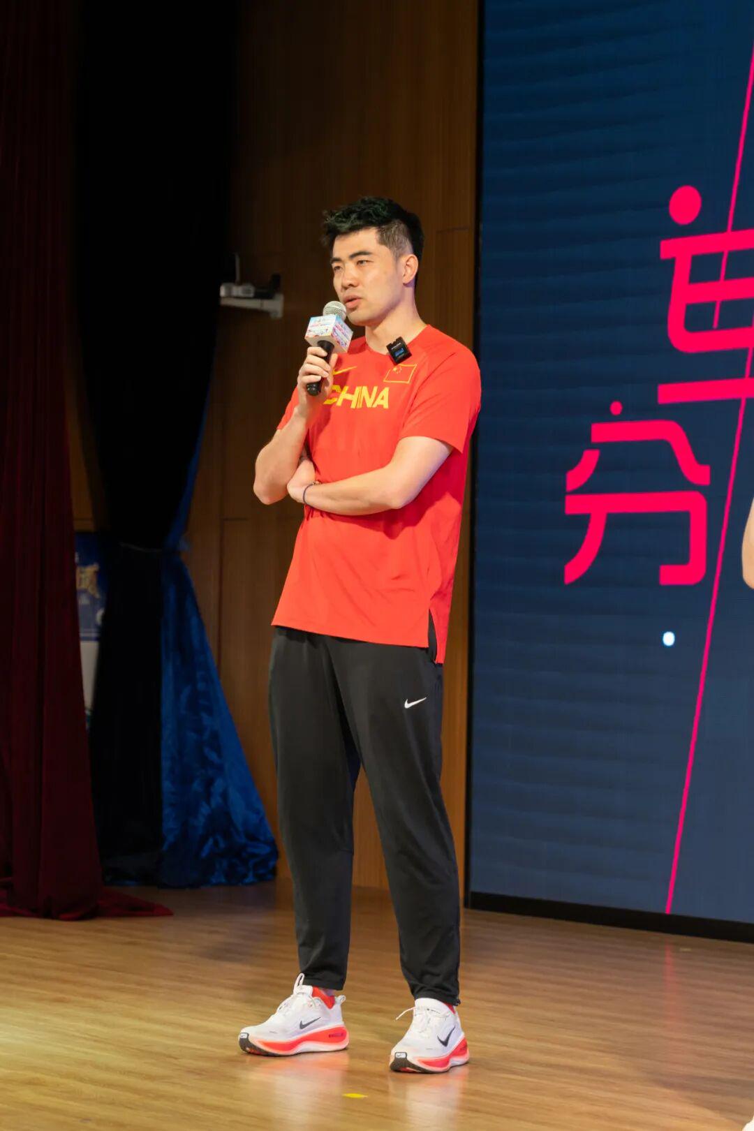尼克斯半世纪后再夺冠