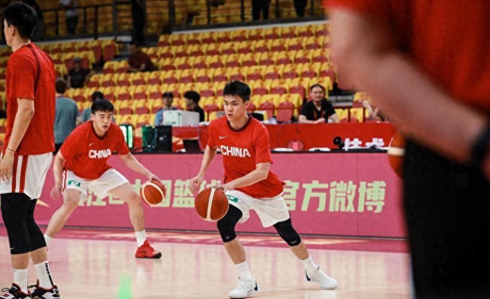 三万一张票,下不去手!尼克斯球迷攻陷圣城