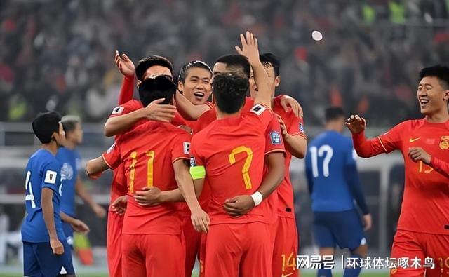 湖媒反对给里夫斯两亿：给他顶薪卢卡将无冠，去篮网拿1.785亿吧