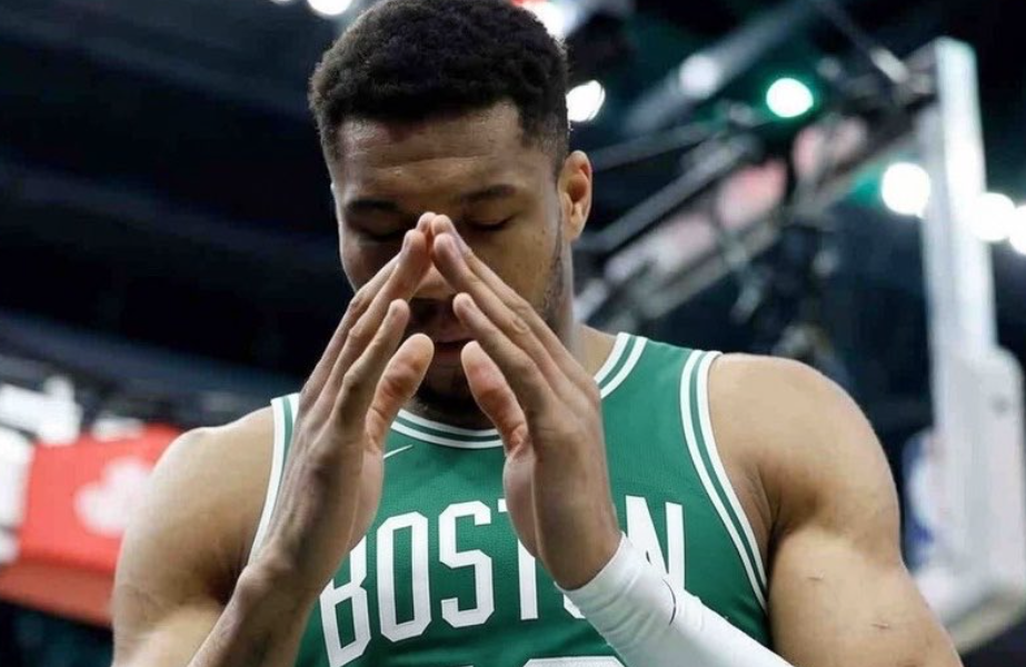 NBA官方晒总冠军定妆照:尼克斯17人出镜 索汉和杰米森没拍上?