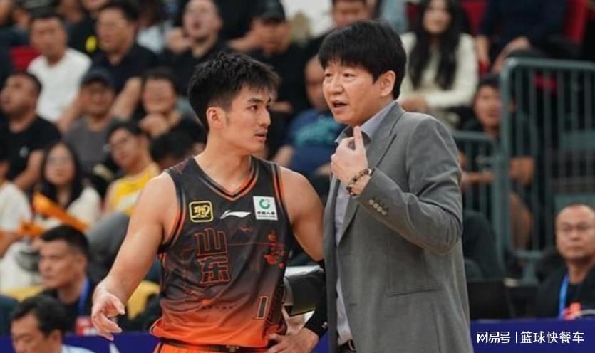 纽约“大鲨鱼”？尼克斯&上海均五场夺冠+杯赛联赛双冠王