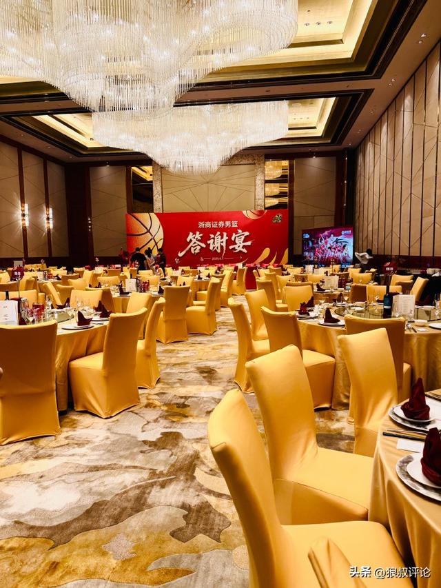 五冠之王!迈克布朗迟到19年的复仇!