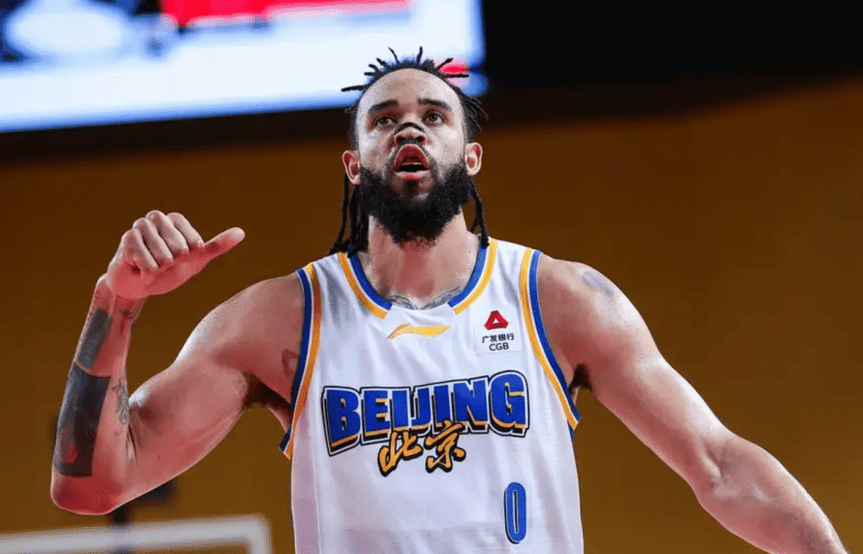 兄弟篮球，布伦森、哈特和大乔是首个NCAA+NBA夺冠的三人组