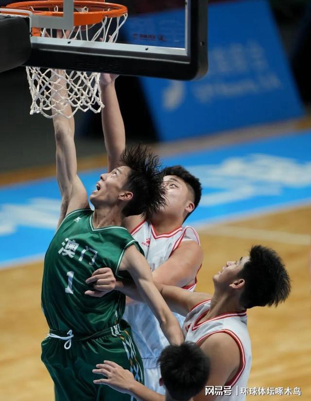 卧槽!詹姆斯跟湖人的矛盾,2021年就发生了...