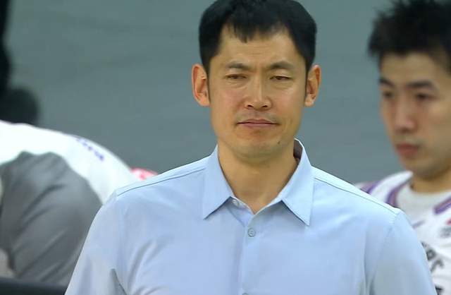 3年2.2亿!曝三方交易啊!杰伦布朗或换字母哥