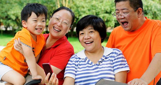 为什么说尼克斯53年首冠>马刺5次捧杯?