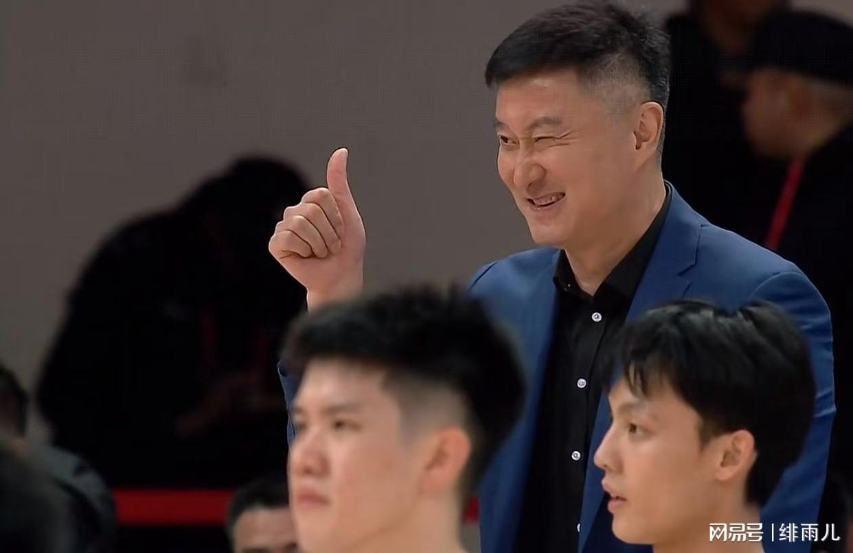 队记:斯普利特原本是勇士首席助教候选 目前威利