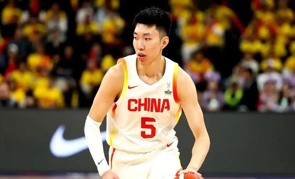 尊龙-多兰要求球员季后赛禁欲10周?尼克斯53年首冠幕后故事曝光