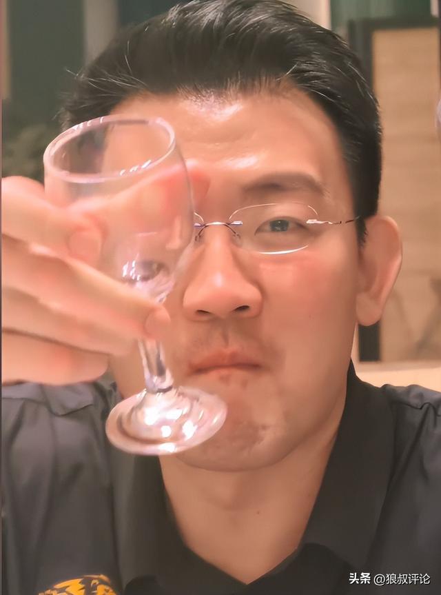 尼克斯夺冠登全美第一热搜！创8纪录近8年无连冠 布伦森动情流泪