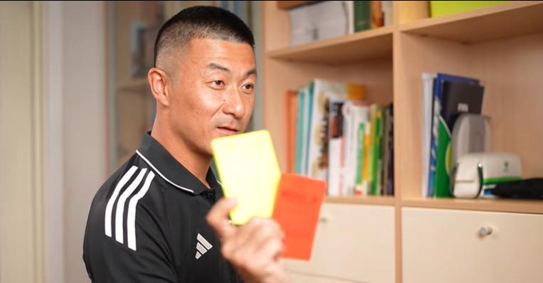 来了，斯科特·福斯特被任命为尼克斯对阵马刺NBA总决赛G5裁判长