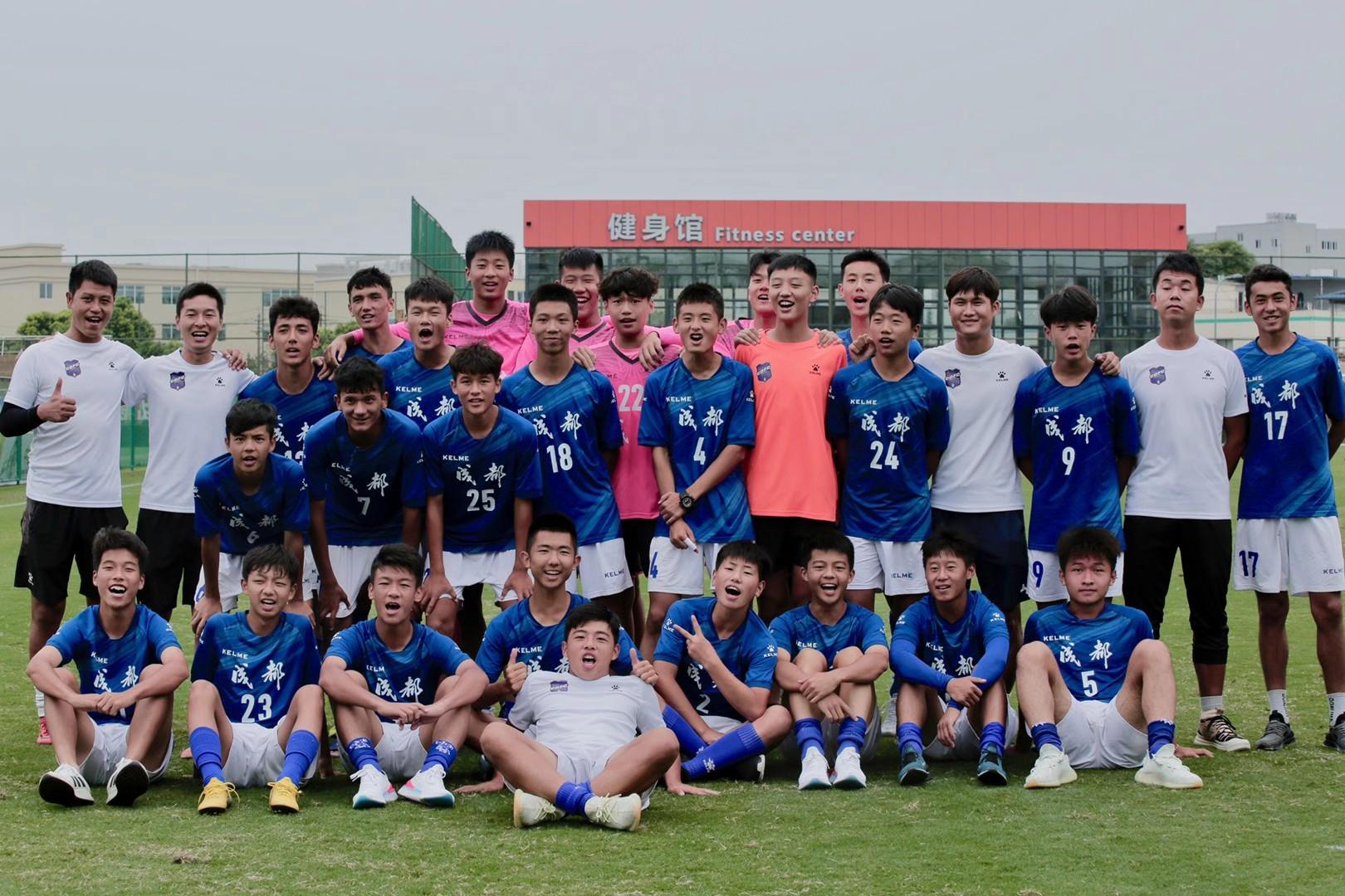 疯狂！4年1.8亿！篮网抢了湖人里夫斯！
