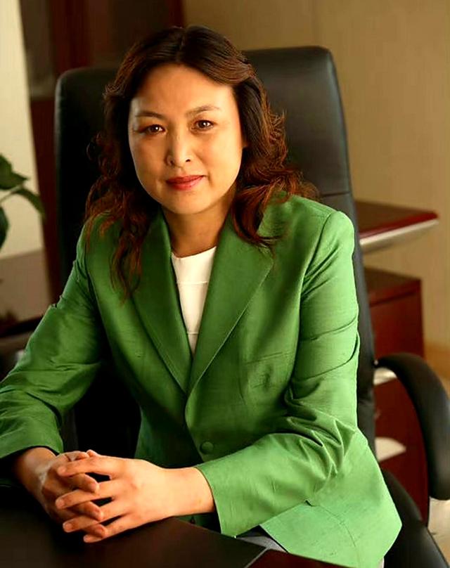 德容：日本队的低位防守非常出色，我们将全力备战对瑞典的比赛