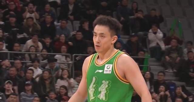 罗马不慌不忙，佩莱格里尼和迪巴拉都留下，德罗西又一次伸出援手